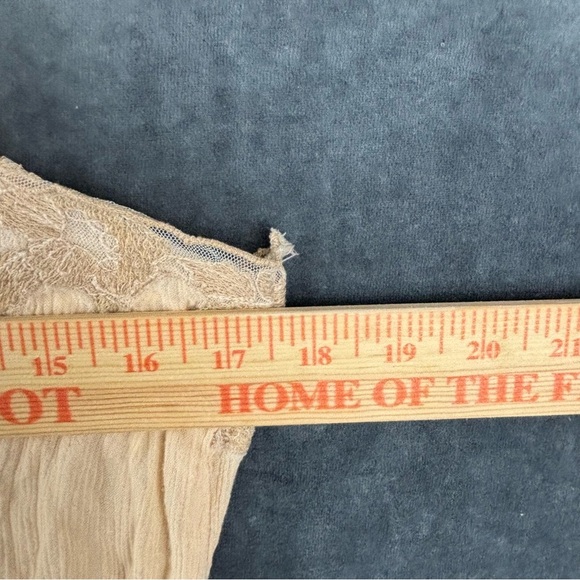 American Eagle Outfitters very Y2K Cream Lace Trim Tank Top Sz Sm - Picture 2 of 13